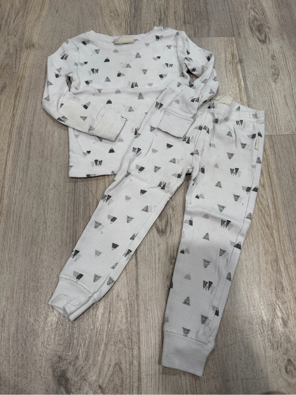 Kids mountain printed Pajama Set